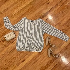Striped b&w top w/cutout